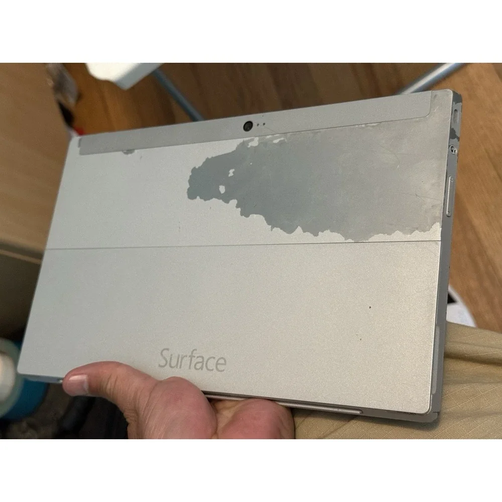 Microsoft Surface RT 1516 32GB ( Parts Not Working No Power‎ Bundle W/keyboard